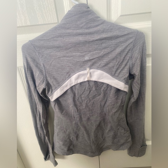 Lululemon Define Jacket - Picture 2 of 5